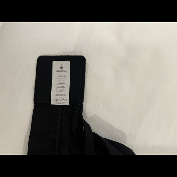 Black lululemon stash it all sports bra - Picture 3 of 7